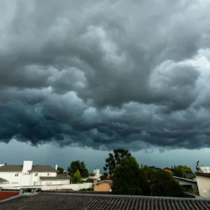 Lages monitora avanço de instabilidades e temporais