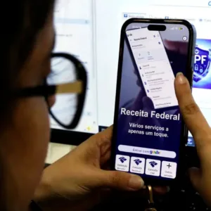 Lote especial de restituição do IR começa a ser pago nesta quarta-feira (15)