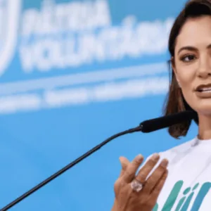 Michelle Bolsonaro fala sobre a possibilidade de ser vice de Zema