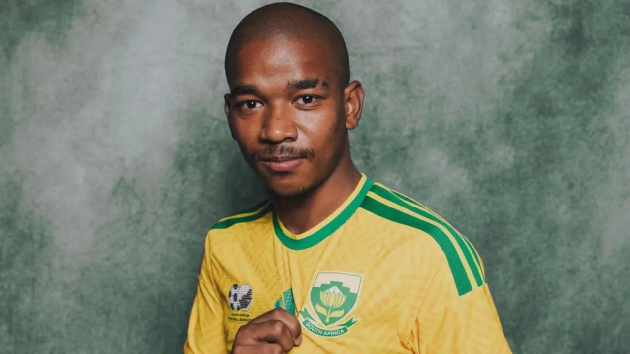 Morre Jayden Adams, meia da África do Sul que disputou a Copa do Mundo de 2026