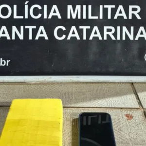 PM apreende mais de 1 kg de cocaína na BR-282 em Lages