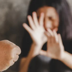 PM prende homem por agressão e ameaça contra mulher em Urubici