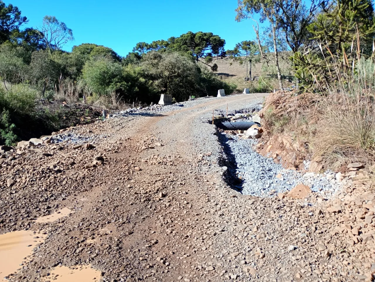 Prefeitura reconstruirá pontes destruídas por chuvas na Coxilha Rica