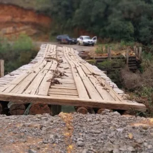 Prefeitura reconstruirá pontes destruídas por chuvas na Coxilha Rica