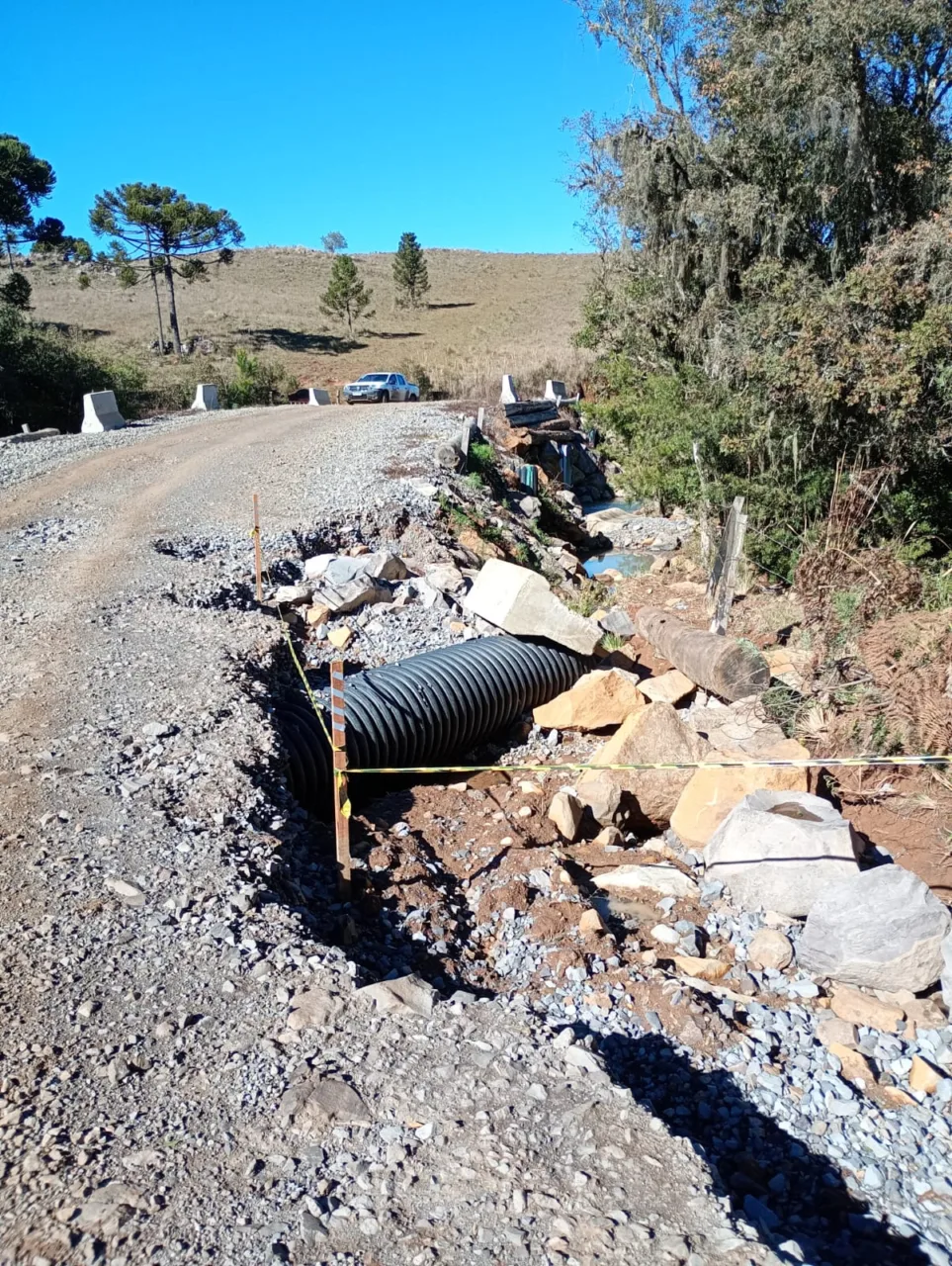 Prefeitura reconstruirá pontes destruídas por chuvas na Coxilha Rica