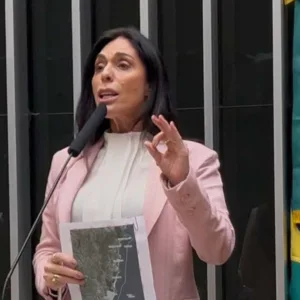 Projeto da APA da Baleia Franca avança na Câmara com aprovação de urgência