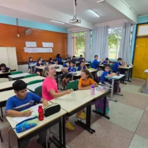 Florianópolis abre vagas para professores com salário de até R$ 6,3 mil; veja prazo para inscrição online | Foto: divulgação. 