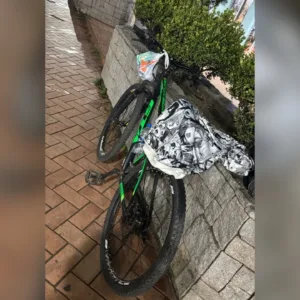 PM recupera bicicleta furtada e prende homem com drogas em Lages | Foto: Reprodução