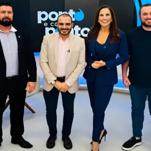 Ponto e Contraponto recebe o candidato a vice-governador Carlos Bordin e o marqueteiro político Marcello Natale | Foto: SCC SBT 