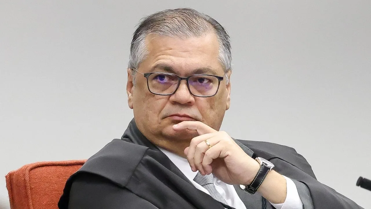 Flávio Dino quebra sigilo de investigação sobre desvios ligados ao filme Dark Horse