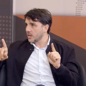 “Efeito manada” Renan Santos diz que não vai apoiar Flávio Bolsonaro